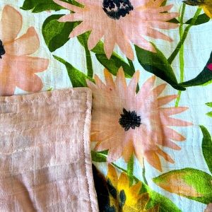 Muslin baby blanket